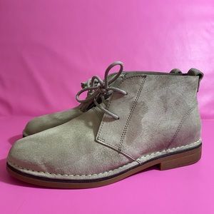 Hush puppies chukka boots